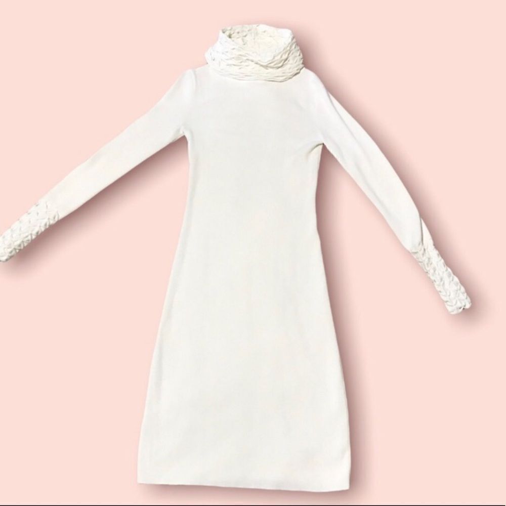 Moda International XS Cream Colored Sweater Dress